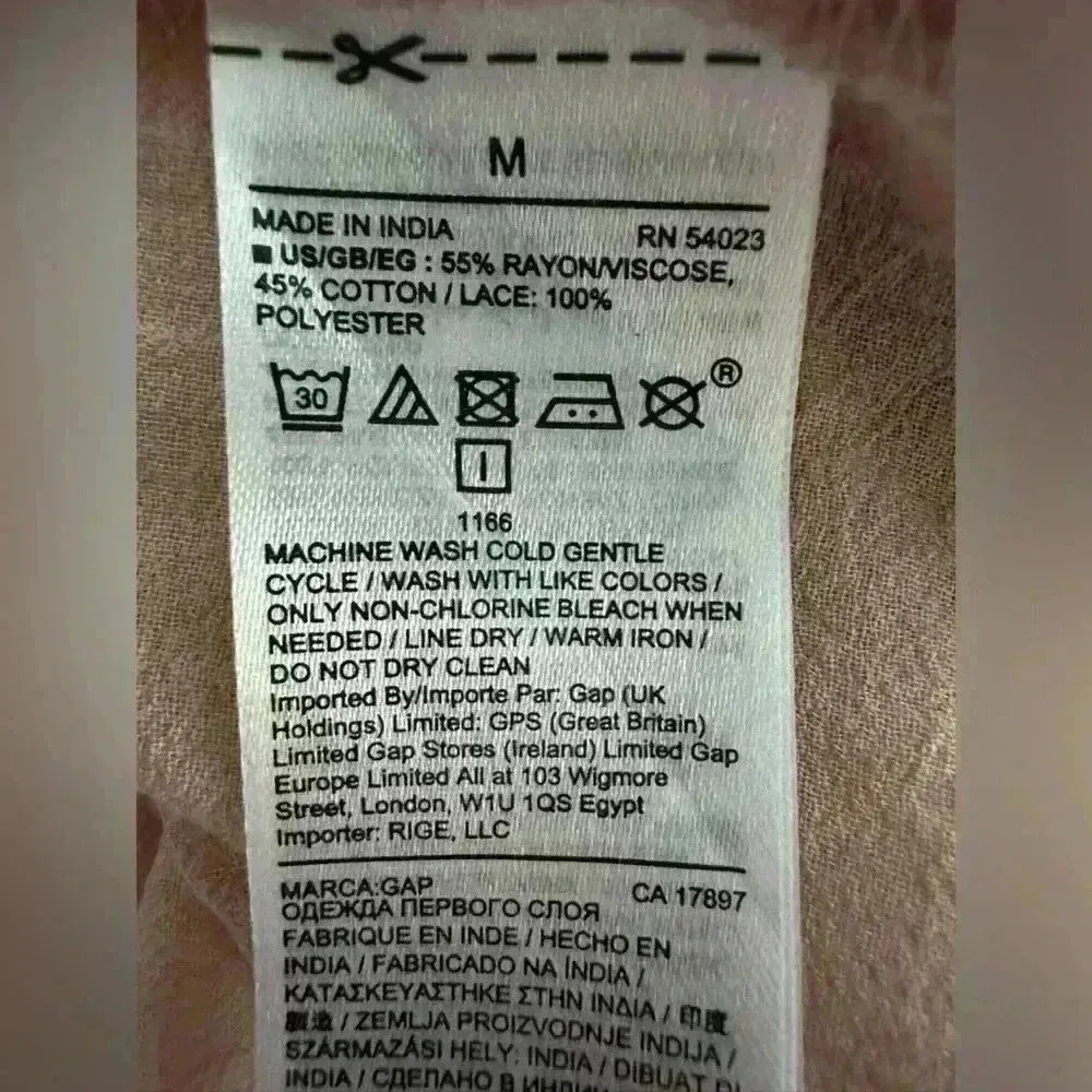 Gap Smocked Lace-Trim Peasant Women's Blouse (331) - Image 10