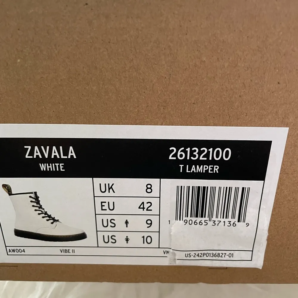 Dr. Martens Zavala White - Image 7