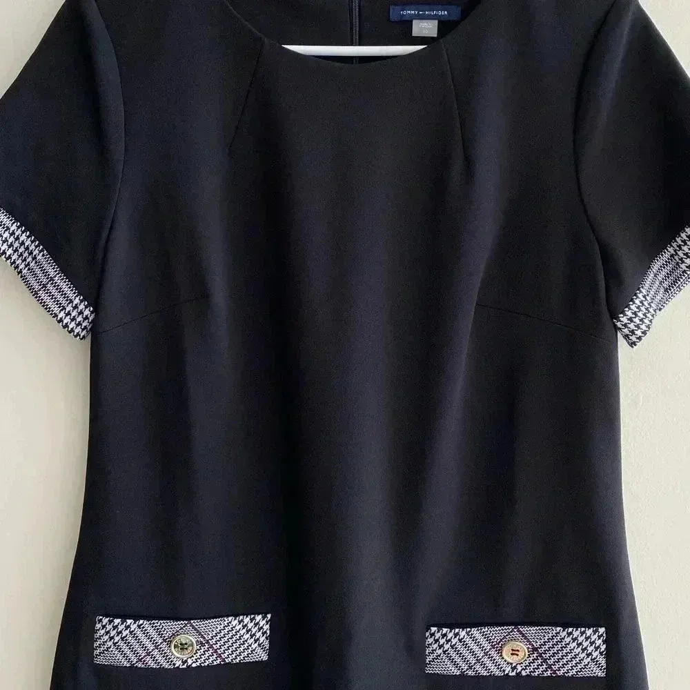 TOMMY HILFIGER Black Zippered Short Sleeve Crew Neck Mini Evening Sheath Dress - Image 11