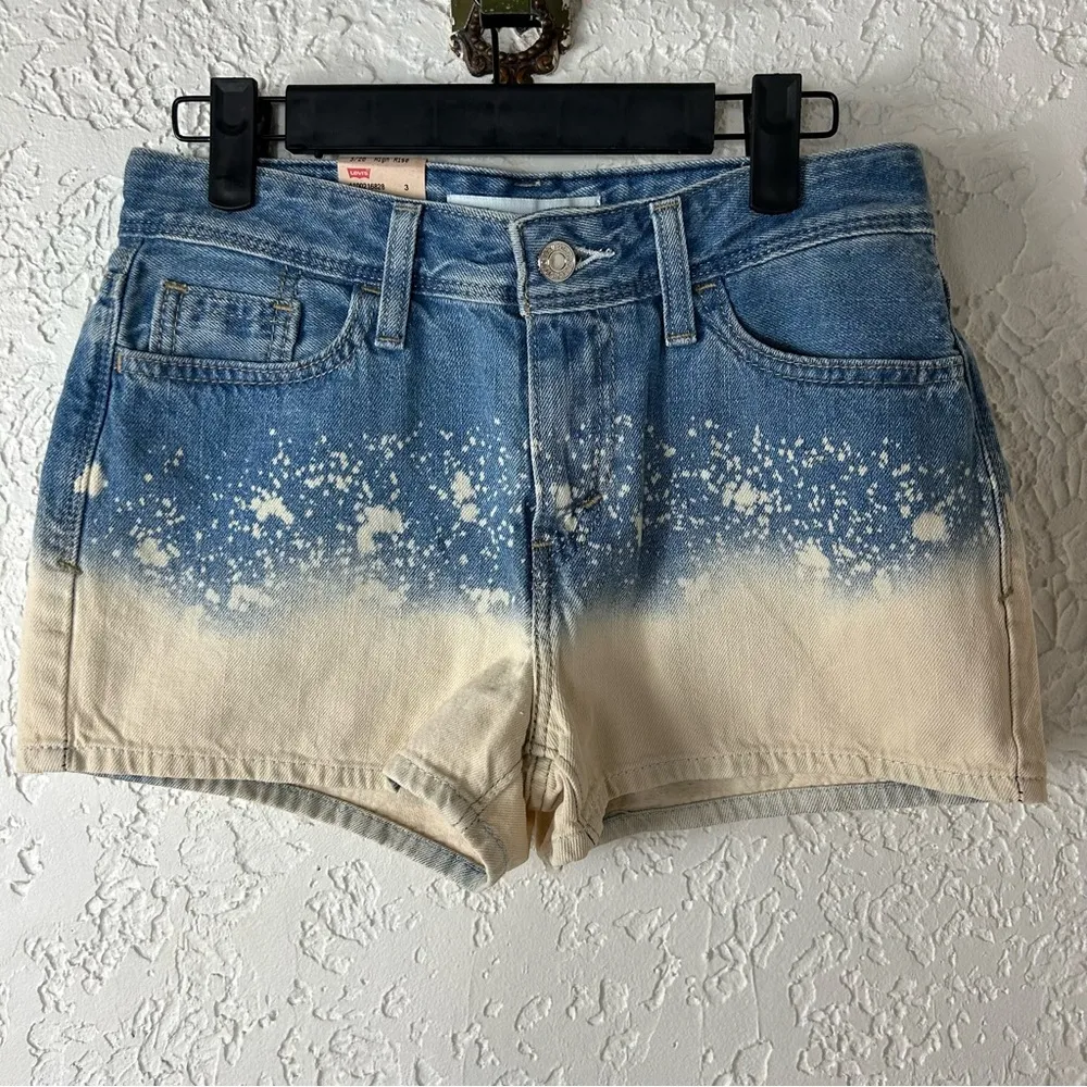 Levi’s | High Rise Bleached Denim Shorts NWT - Image 3