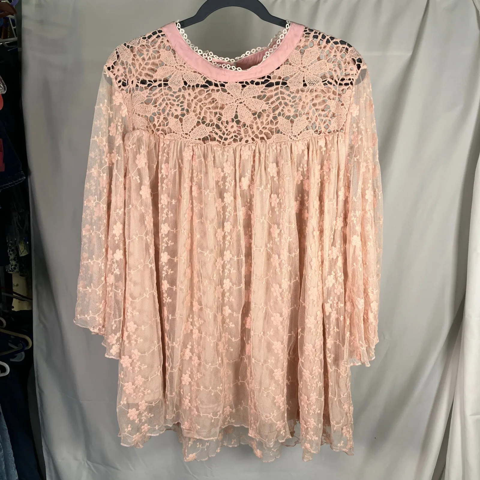 Suzanne Betro Blush Lace Embroidered Mesh Peasant Top 4X Floral Sheer Boho - Image 12