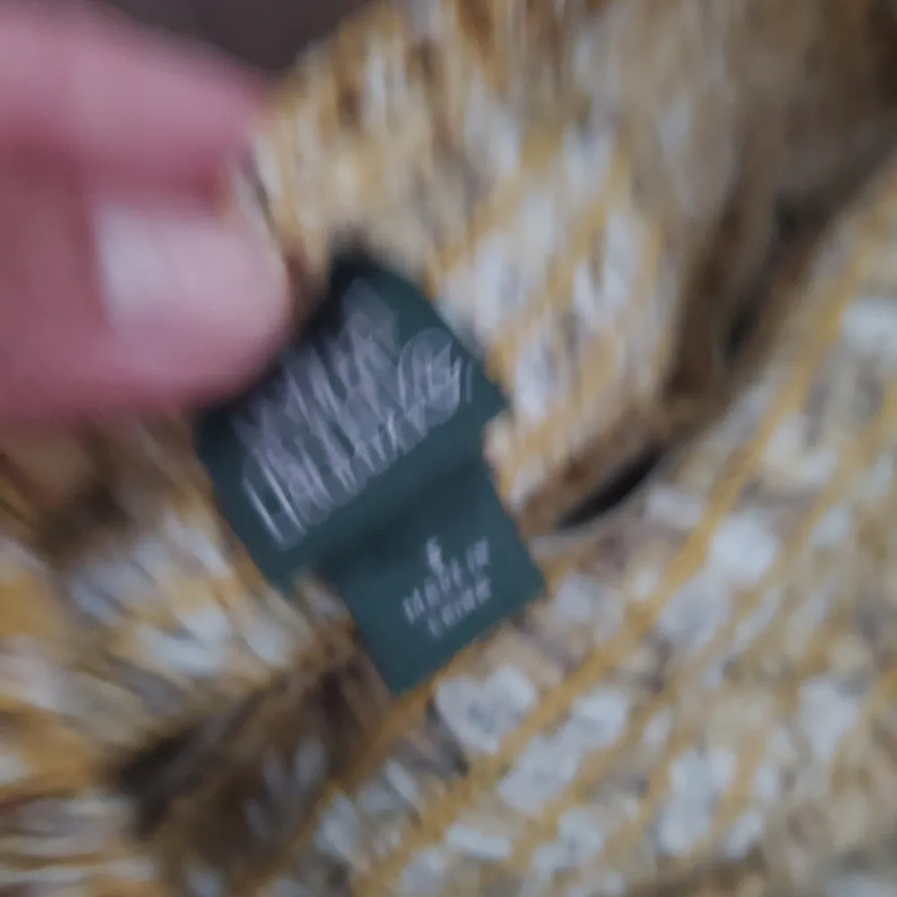 Flowery yellow flirty dress with puff sleeves size small by wild fable super cut - Image 8