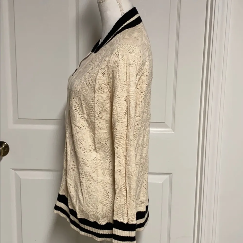 -Free People Lace Style Jacket Size Medium - Image 3