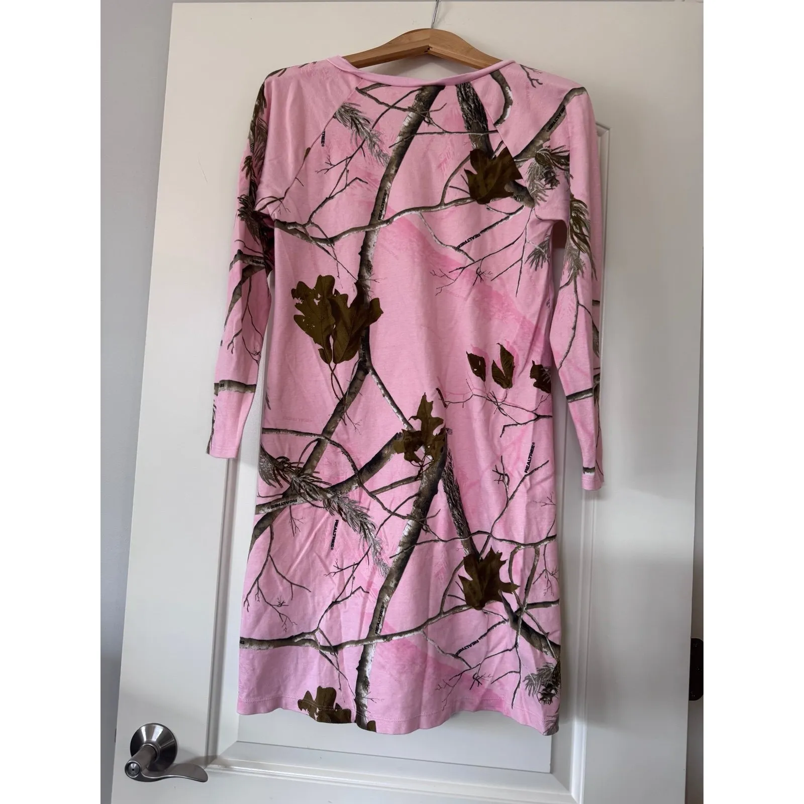 Cabela's women's nightgown, pajama‎ size medium - Image 5