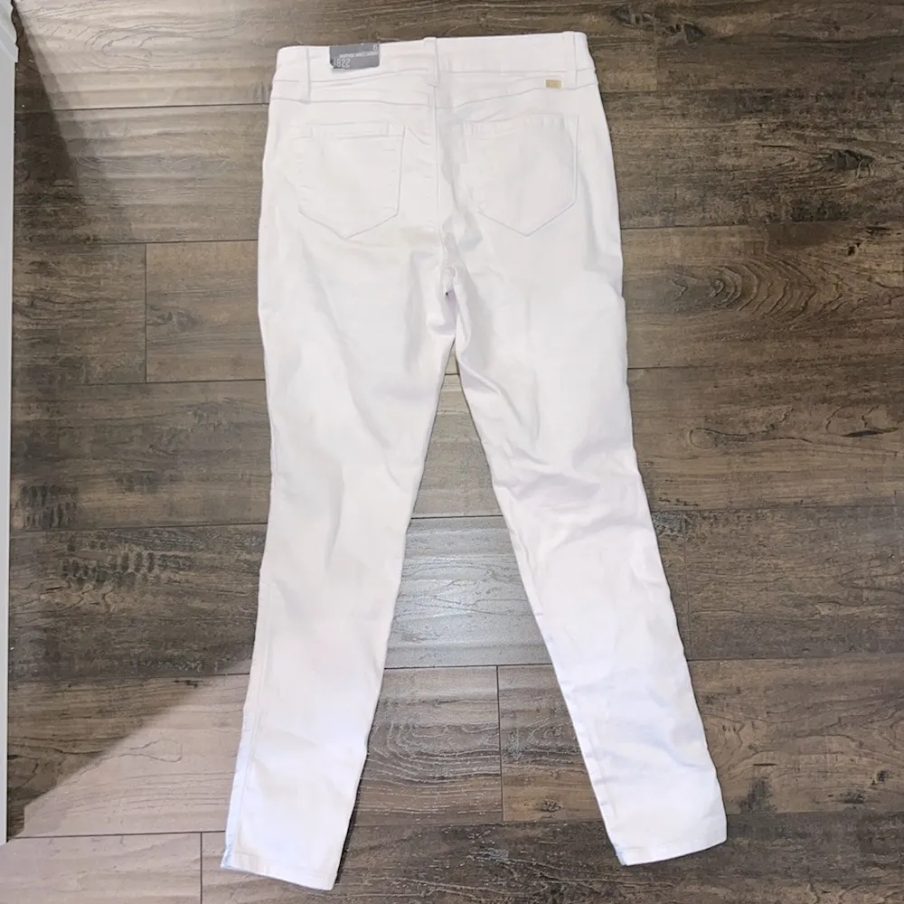 NWT 1822 High Rise Ankle Skinny Jeans - Image 3