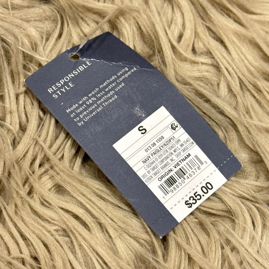 Universal Threads NWT  Crop Top size small - Image 2