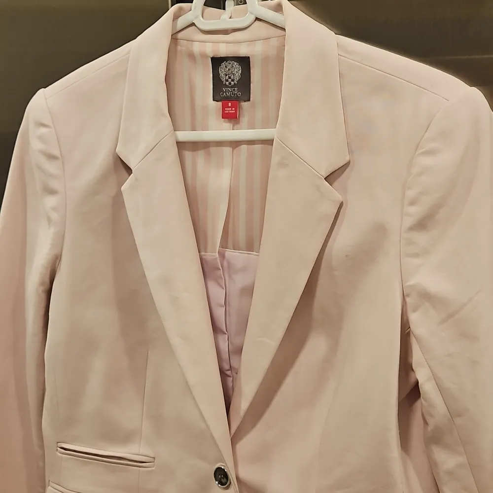💕VINCE CAMUTO💕 Blazer Suit Jacket ~ Light Pink 8 - Image 3