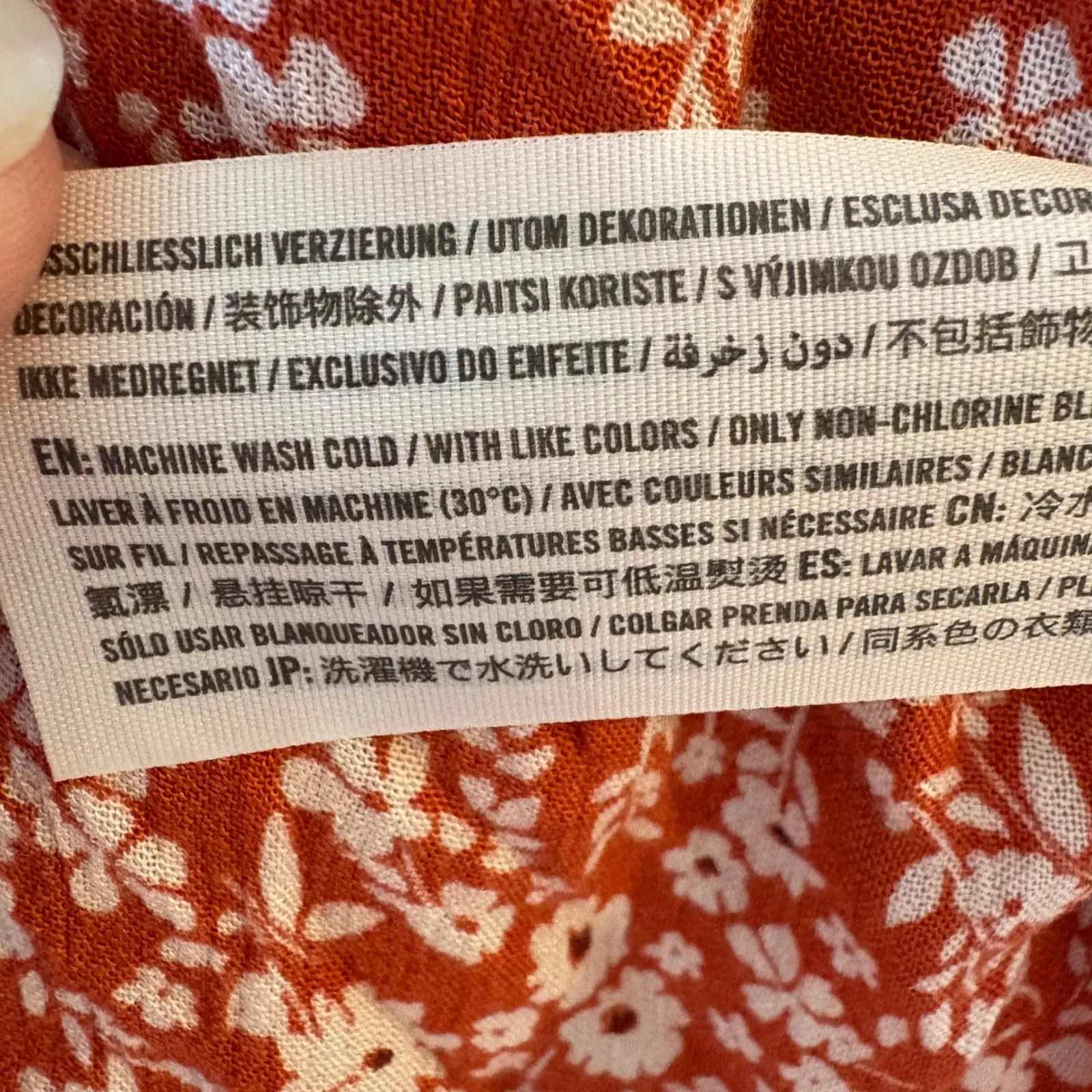 Abercrombie & Fitch Red Floral Maxi Skirt Ruffle Lined With Slit Size Large - Image 9