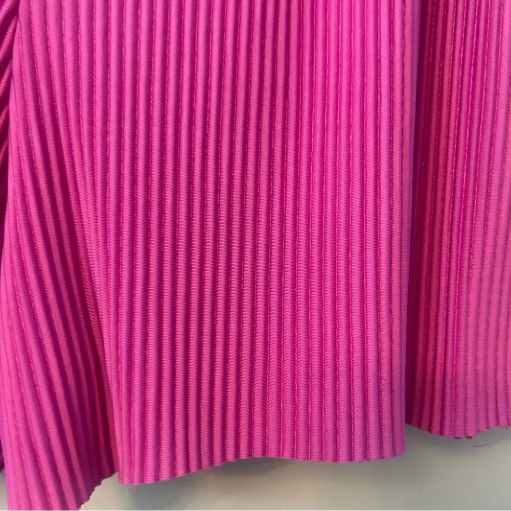 Joie magenta pink flowy accordion pleat ribbed dress shorts size medium - Image 13