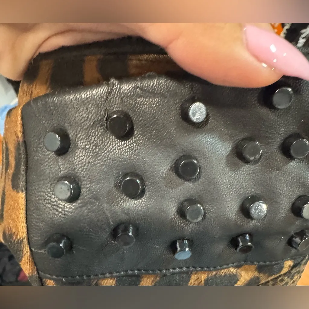 NWOT English Rose Leopard Print Women's Skirt - Image 4