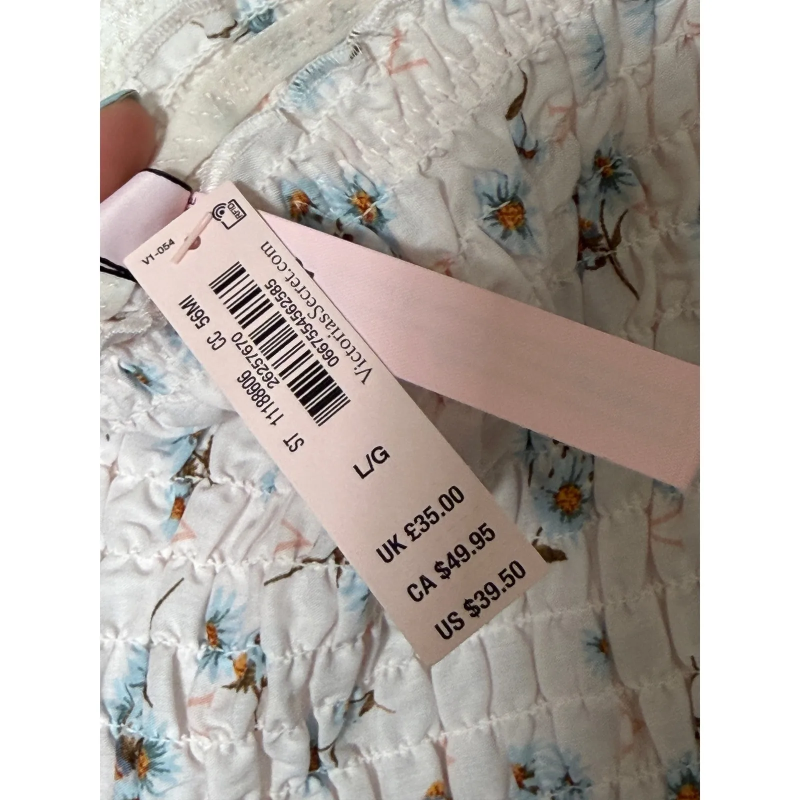 Victoria's Secret Smocked Crop Top Floral Off Shoulder Feminine Sexy Girly Flirt - Image 4