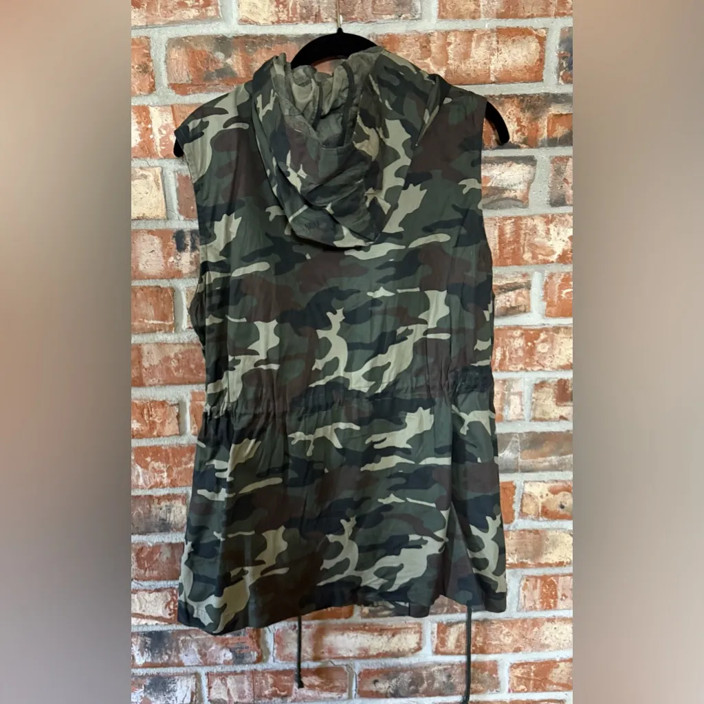 LE3NO Camouflage Sleeveless Utility Vest Green Size XL - Image 3
