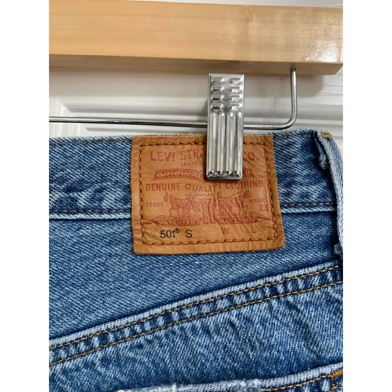 Levi's 501® Skinny Jeans 29502-0078 Denim Pant 26‎ - Image 4