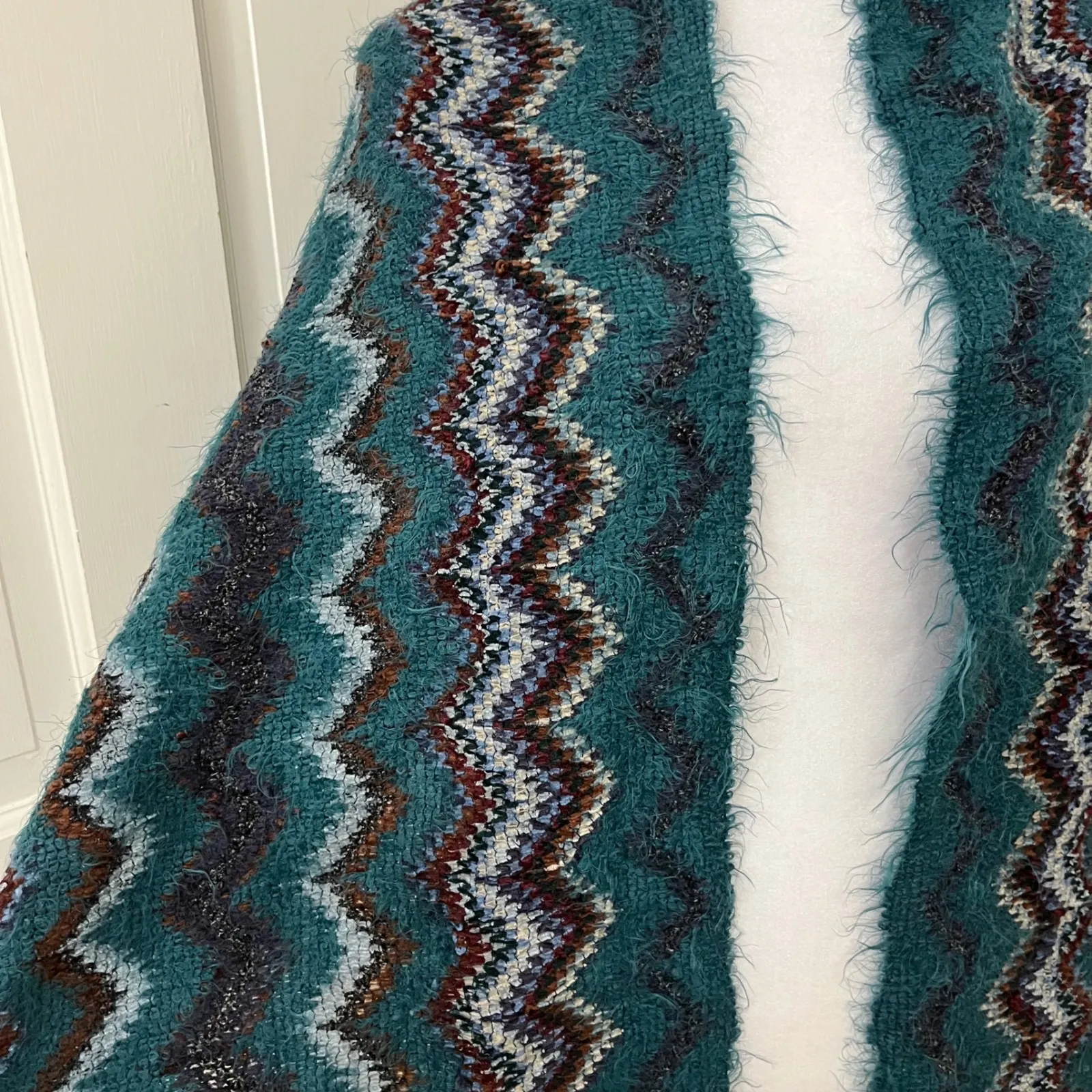 Missoni Sciarpe Teal Zigzag Pattern Long Fuzzy Scarf Textured Boho Luxury READ - Image 2
