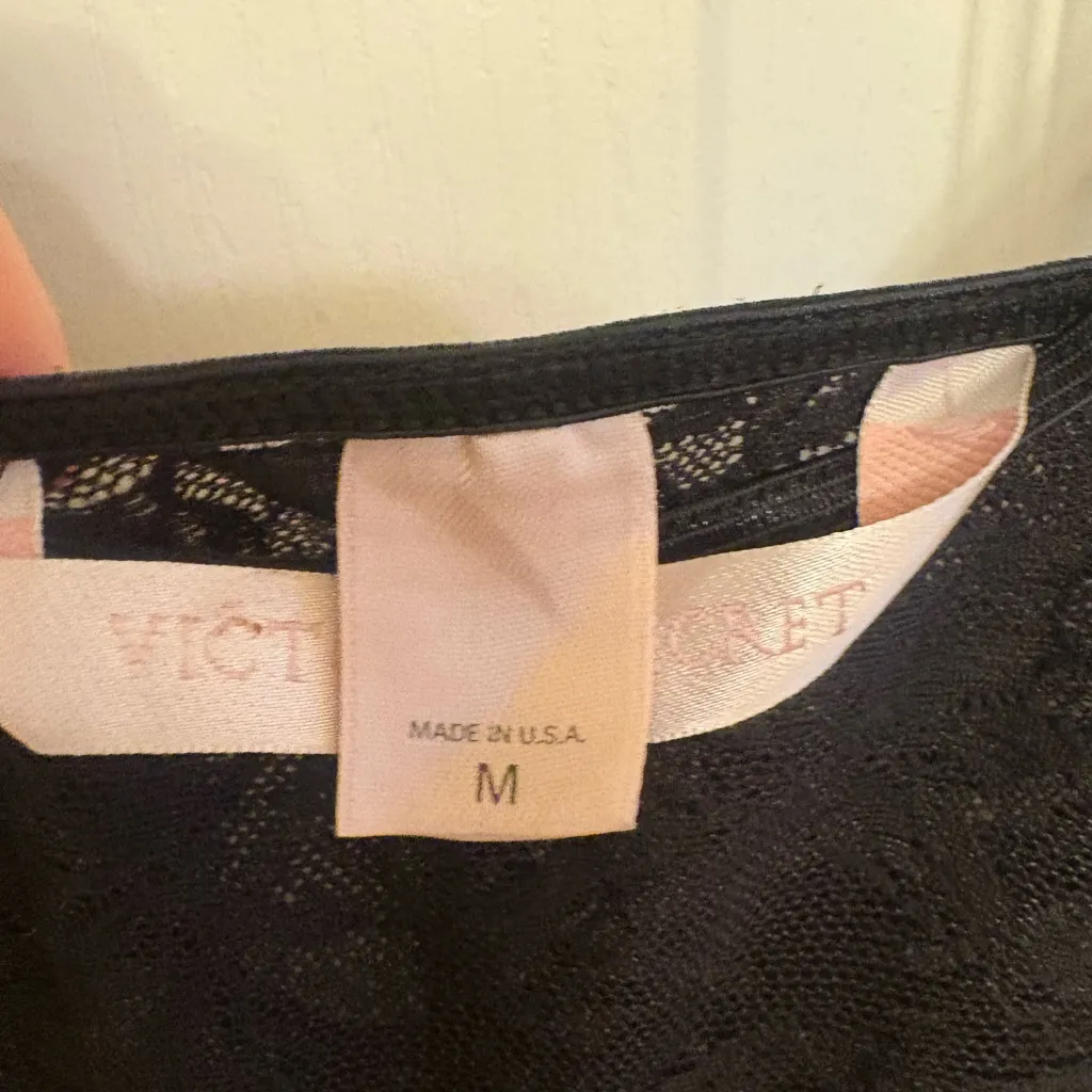 Victoria's Secret Black Lace Vintage Cami Top - M - Image 6