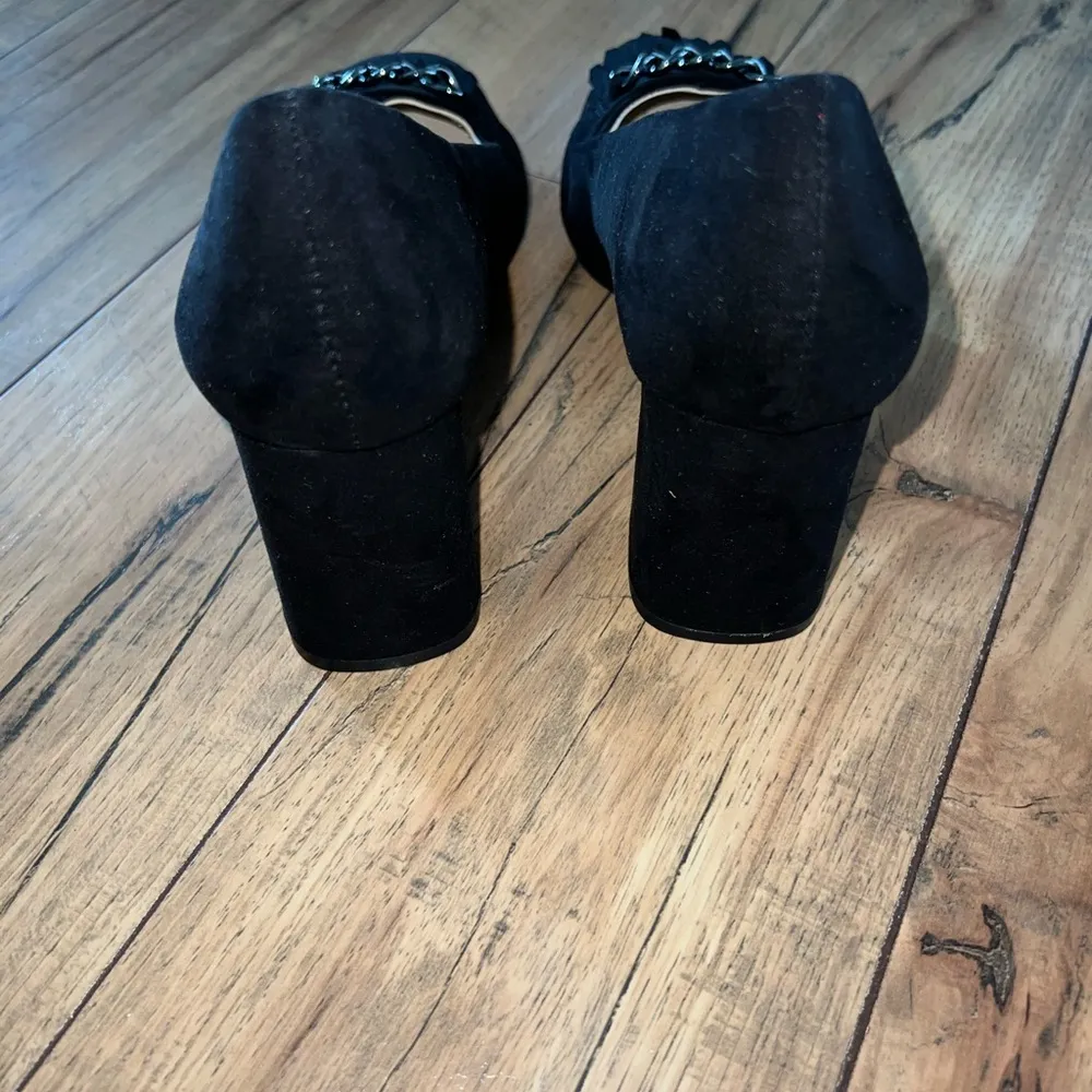 black chunk heels - Image 3