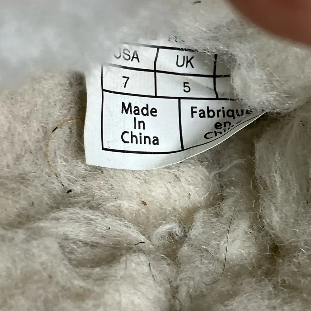 Koolaburra black shearling‎ lined slippers size 7 - Image 7