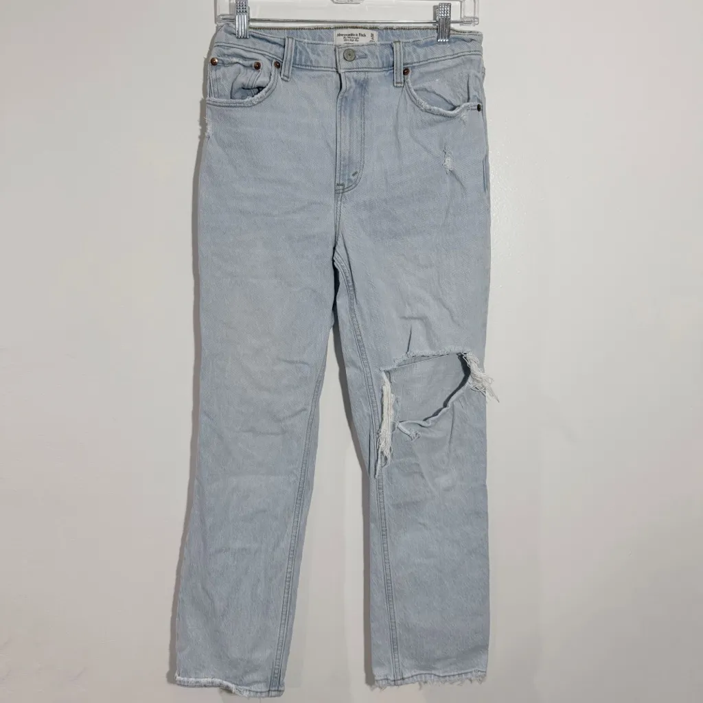 Abercrombie &‎ Fitch The 90's Straight Ultra High Rise Size 28/6 Short - Image 2