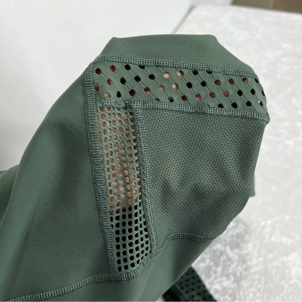 Lorna Jane Lacer Cut Mesh Detail Dark Green Leggings - Image 11