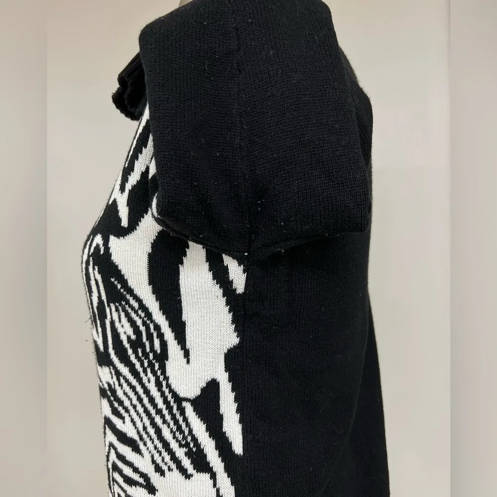 Forever 21 Zebra Crewneck Sweater L - Image 5