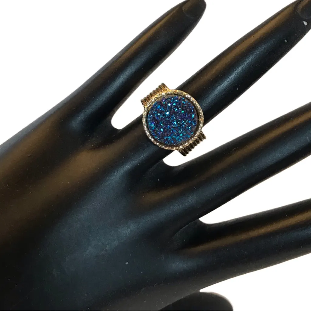 14K SOLID YELLOW GOLD WITH BLUE DRUZY QUARTZ STACKED WRAP STYLE RING (5.25) - Image 2