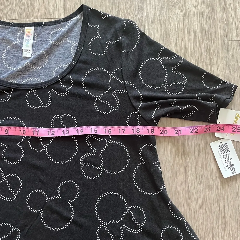 NWT LulaRoe Disney Perfect Tee Mickey Minnie Silhouette Black White Print XS - Image 6
