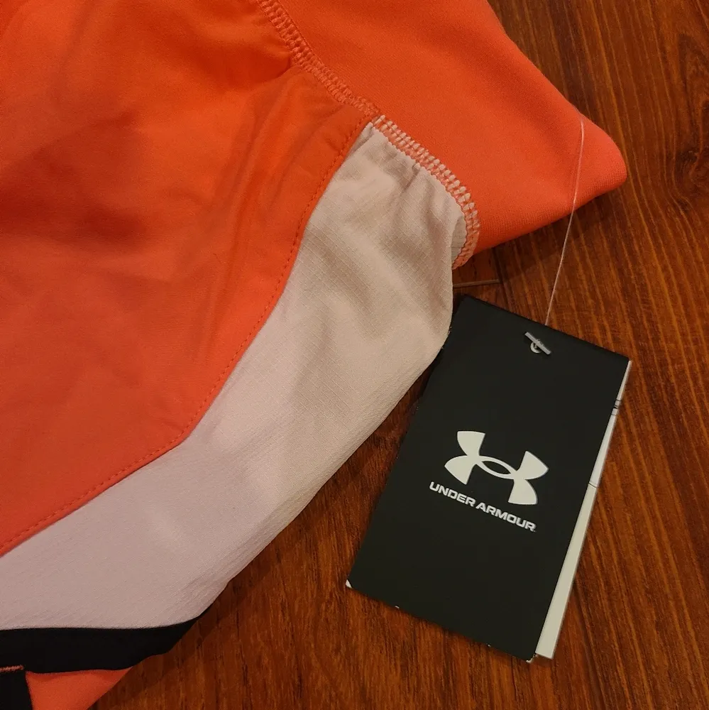 Orange Run Speedpocket Shorts Large - Image 10