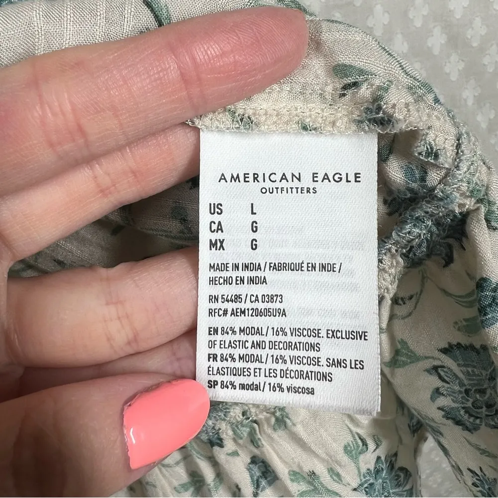 American Eagle Green White Floral‎ Smocked Puff Sleeve Top - Image 3