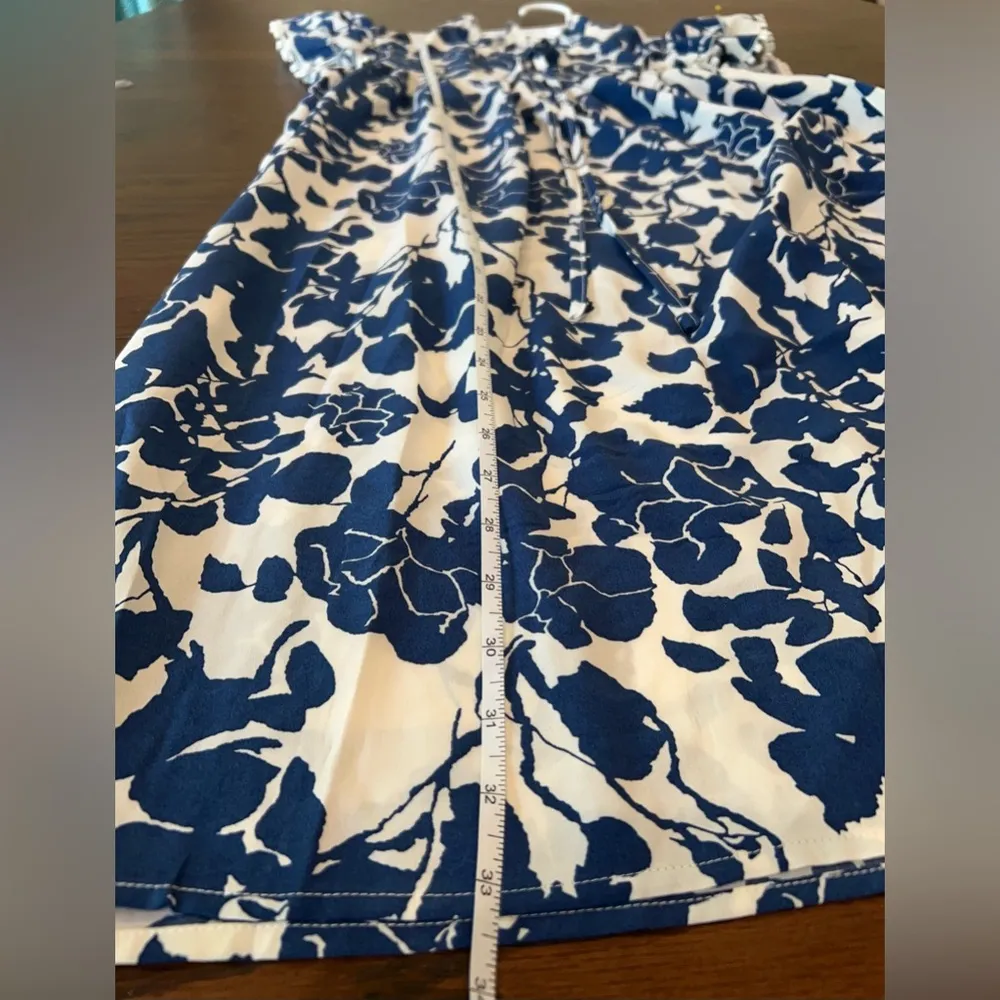 ☀️NWT Blue & White floral dress with Double Flutter Sleeves and Ruffle Collar. Size undefined - Image 5