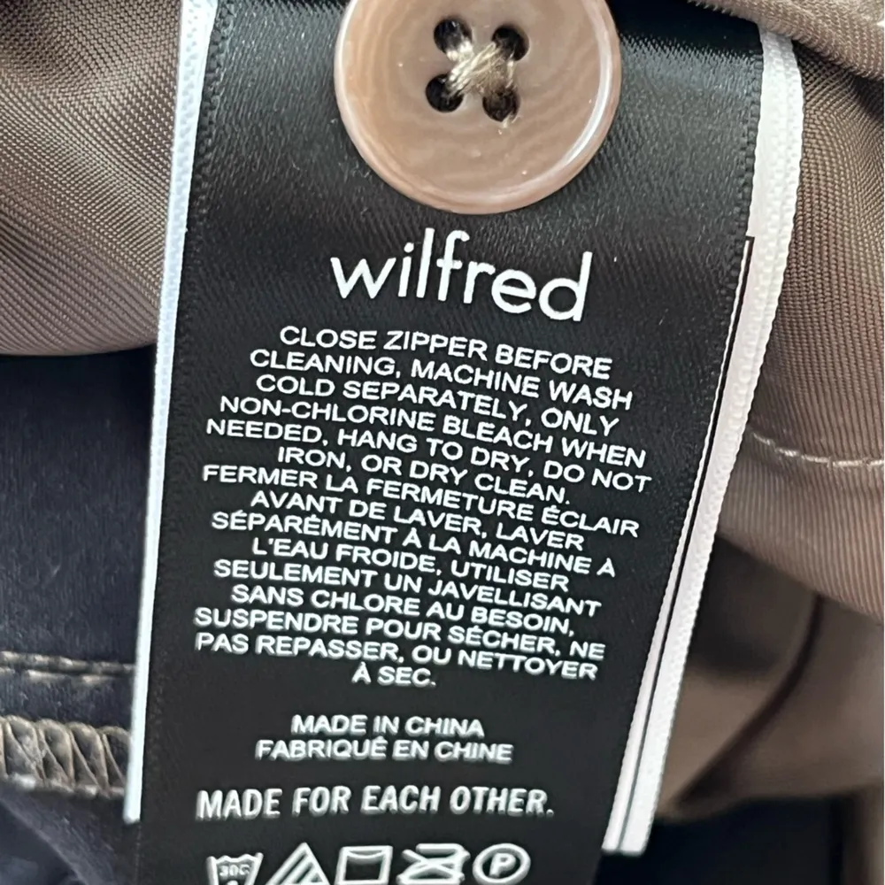 Aritizia Wilfred faux leather high rise pants 6 - Image 13