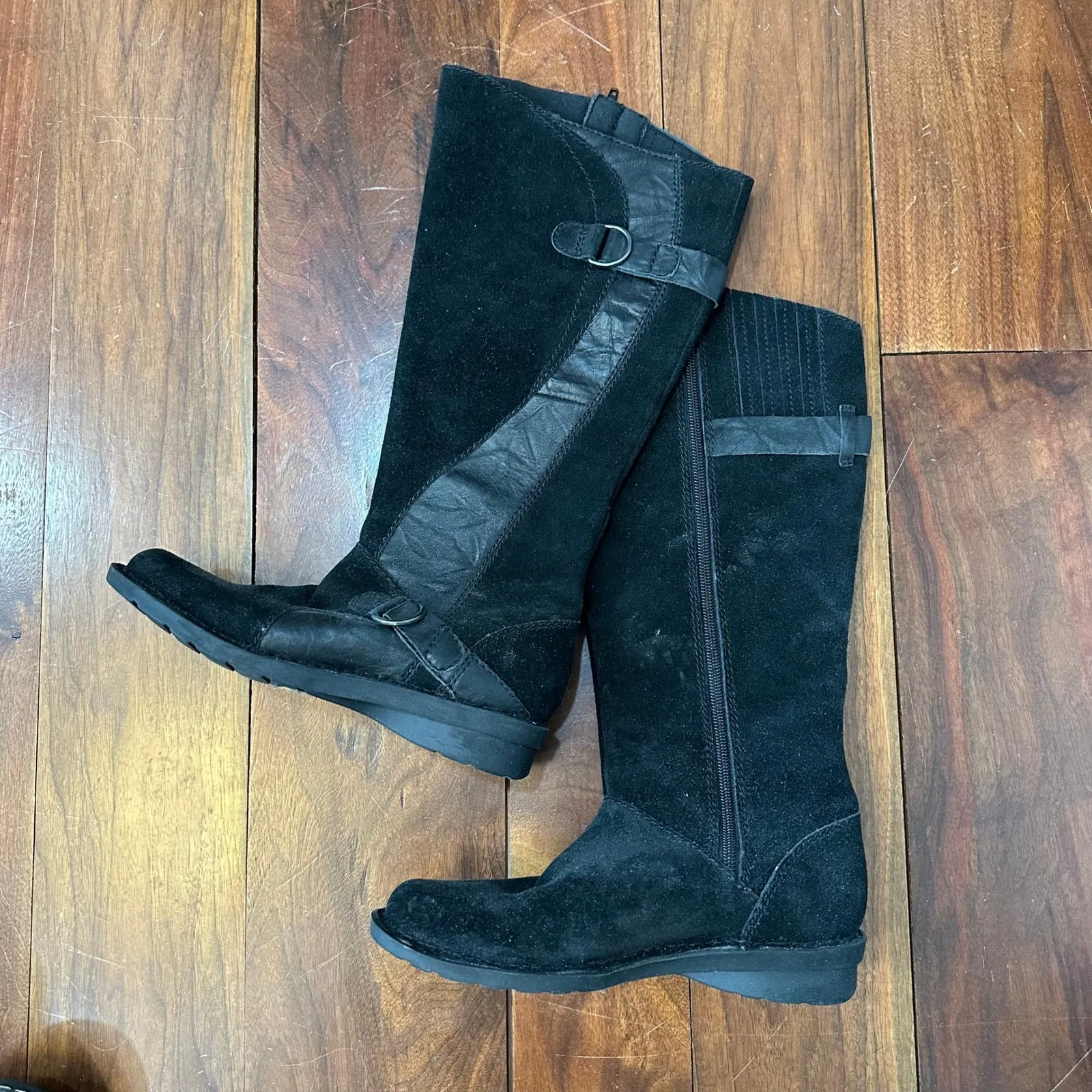 Clarks Womens Boots Knee High 7 Black Leather Riding Buckle Suede Wedge Comfort - Image 2