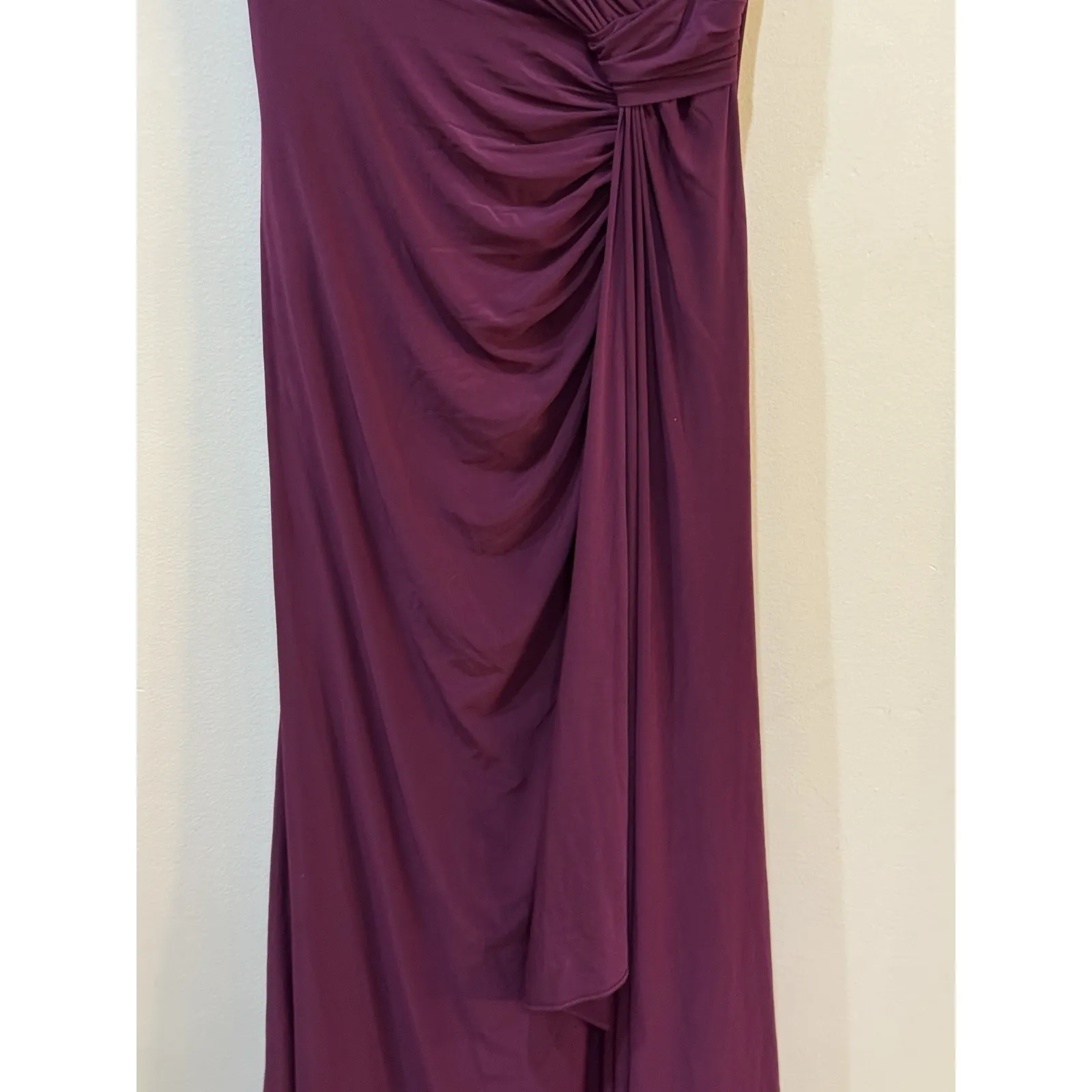 La Femme Knot Dress‎ Size 14 Dark Berry Red Column Gown Side Ruched Drapey - Image 6