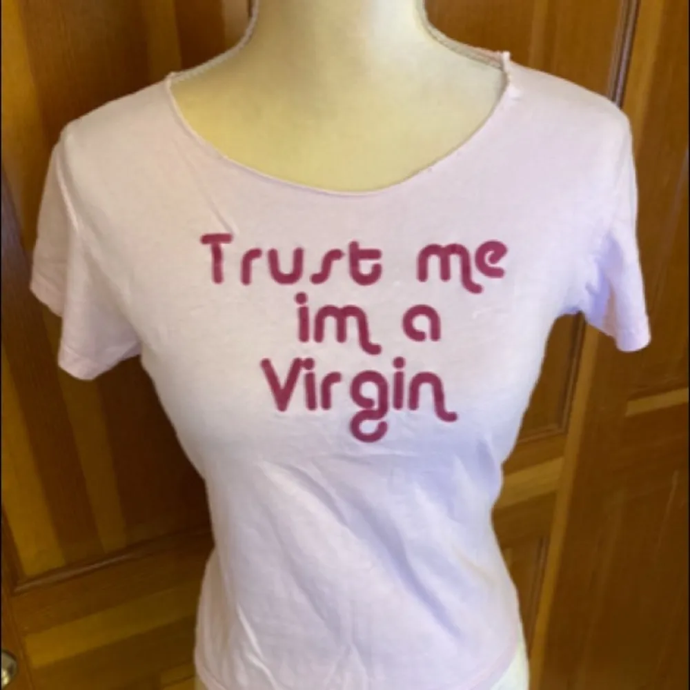 Vintage Urban Outfitters “Trust Me, I’m a Virgin," - Image 6