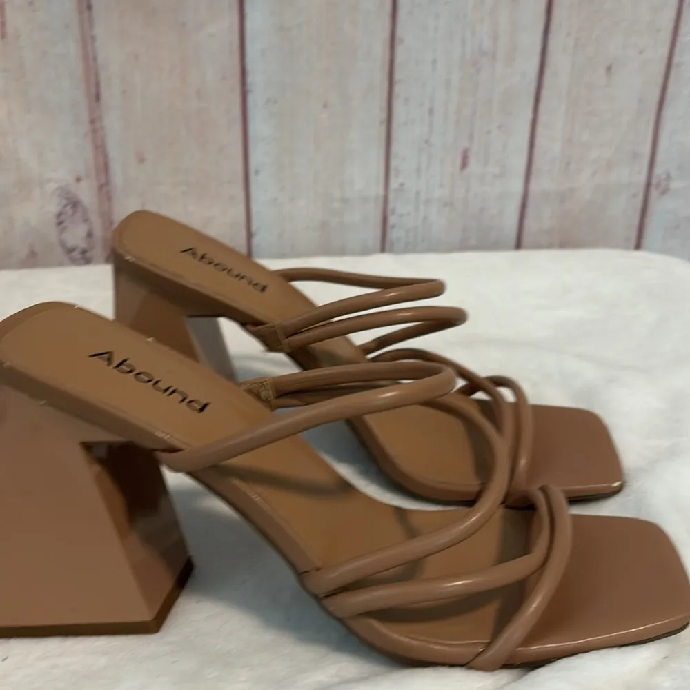 NWOT Abound Austyn Strappy Sandal - Image 5