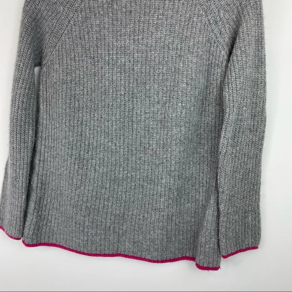 Bartolini Italian Small Wool/Cashmere Blend Gray Turtleneck Sweater Pink Trim - Image 8