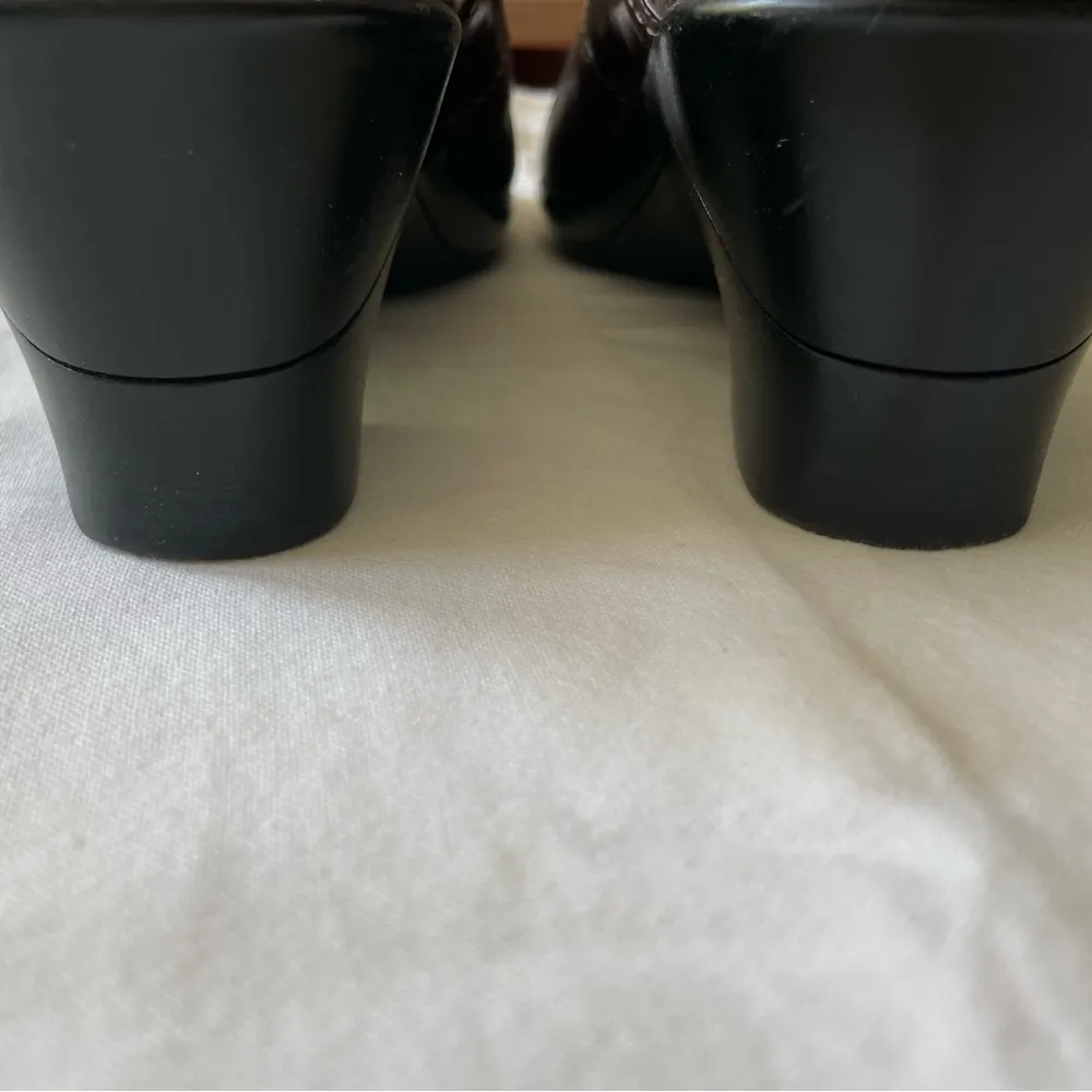 Clarks Aimee Women’s Brown Leather Slip-On Shoes Mules Clogs Mob Wives - Image 5