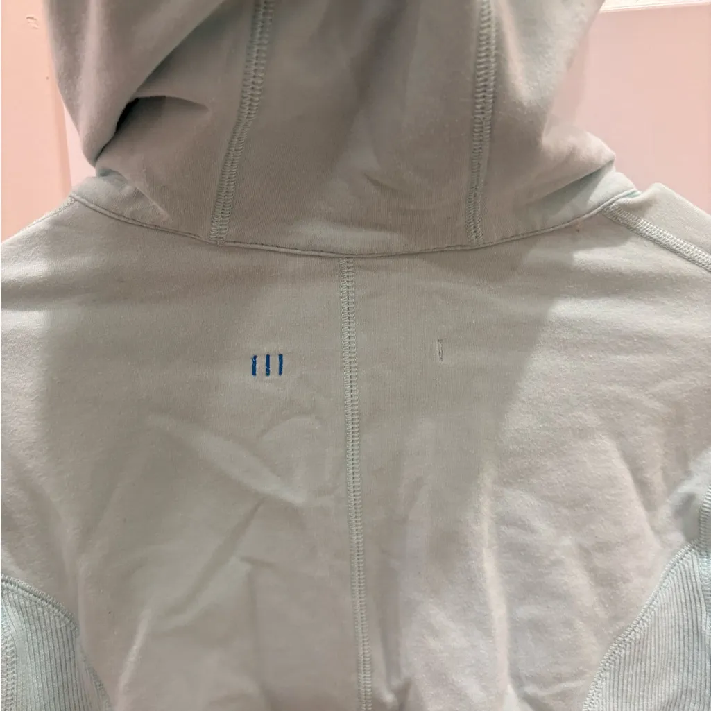 Lululemon Throw Me Over Hoodie Size Small - Image 8
