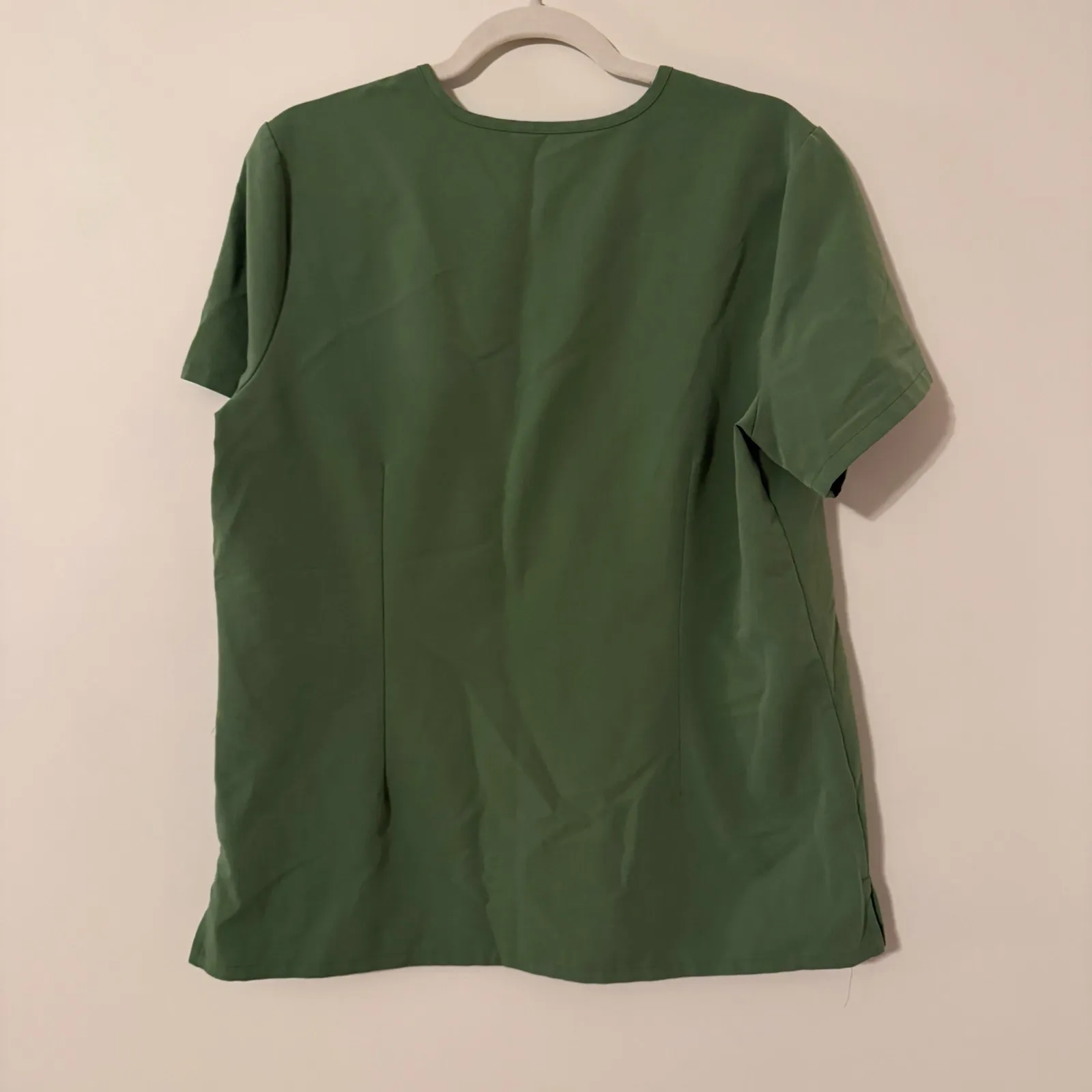 Figs Zamora Jogger Scrub Pants & Catarina One Pocket Scrub Top Set Green Sz Lg - Image 7