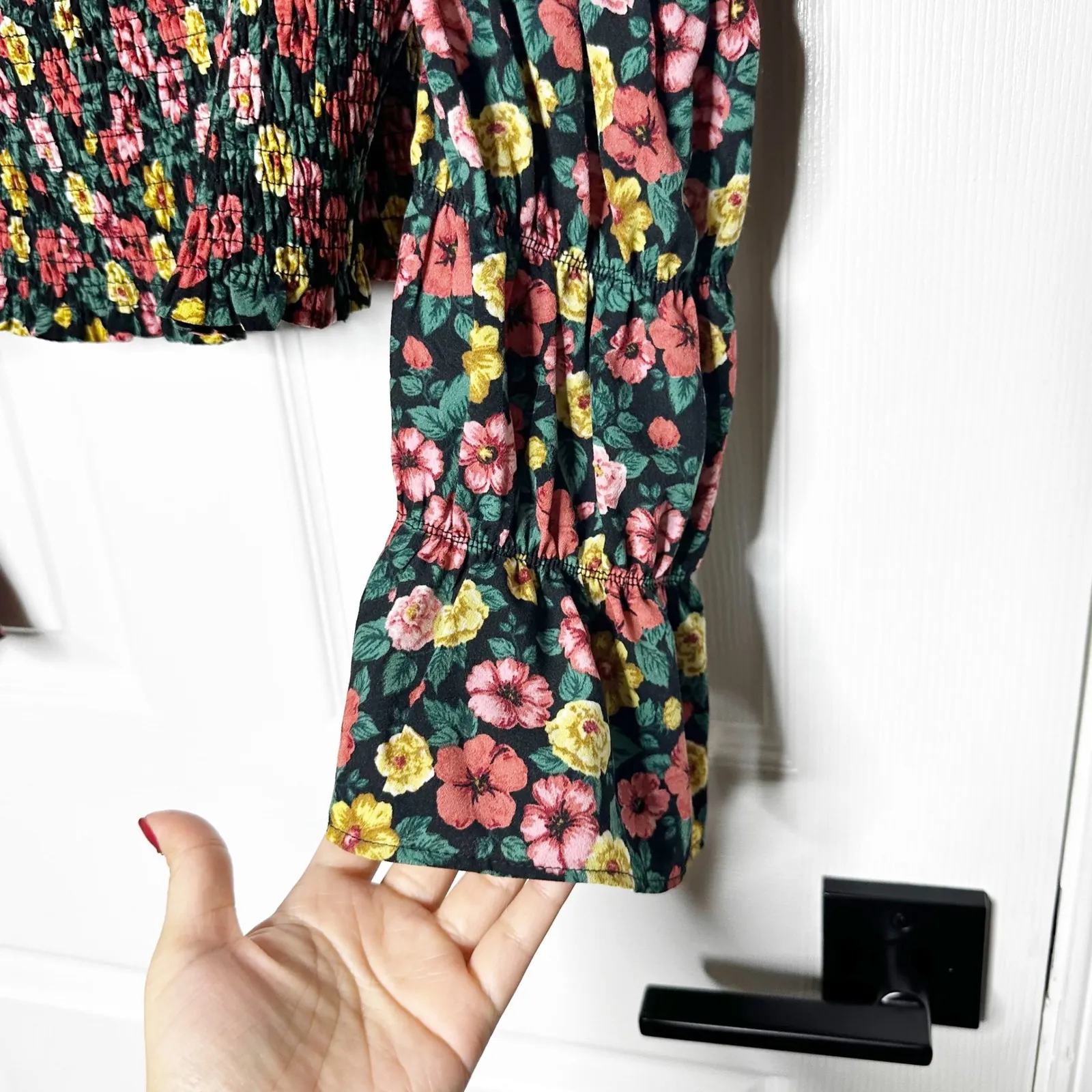 BuddyLove Botanical‎ Floral Smocked Square Neck Bell Sleeve Crop Top Women's M - Image 5