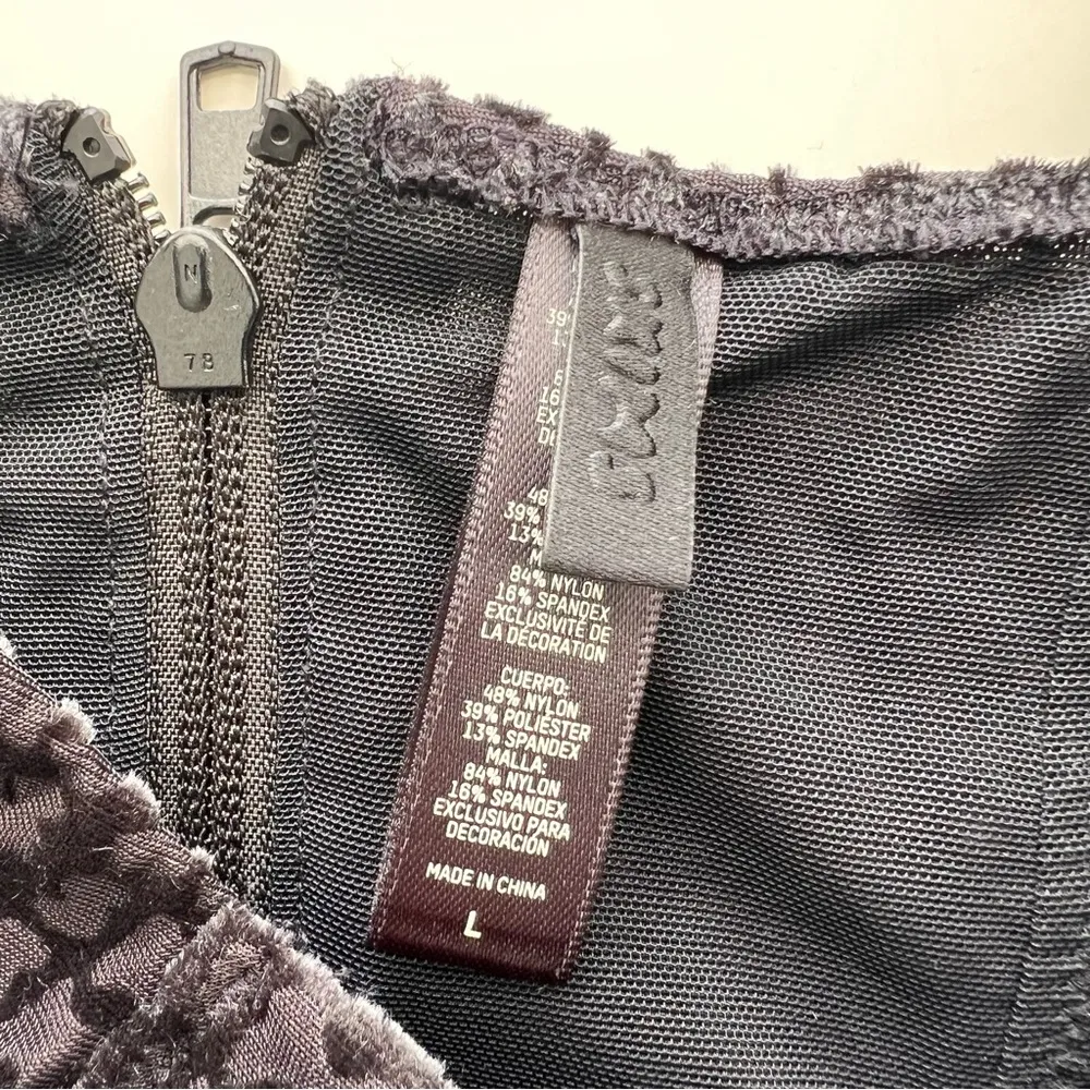 Skims Velvet burnout Top Soot black sleeveless L - Image 4