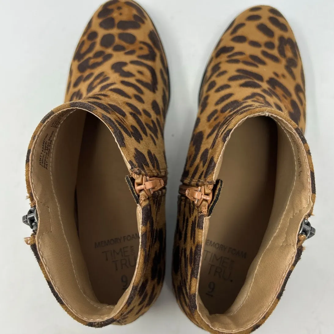 Time and Tru Women's Memory Foam Animal Print Faux Suede Boots Size 9‎ Black - Image 6