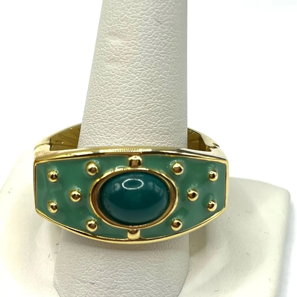 Joan Rivers 2 Gold Orange and Green vintage scarf clip with enamel and Cabochon - Image 8