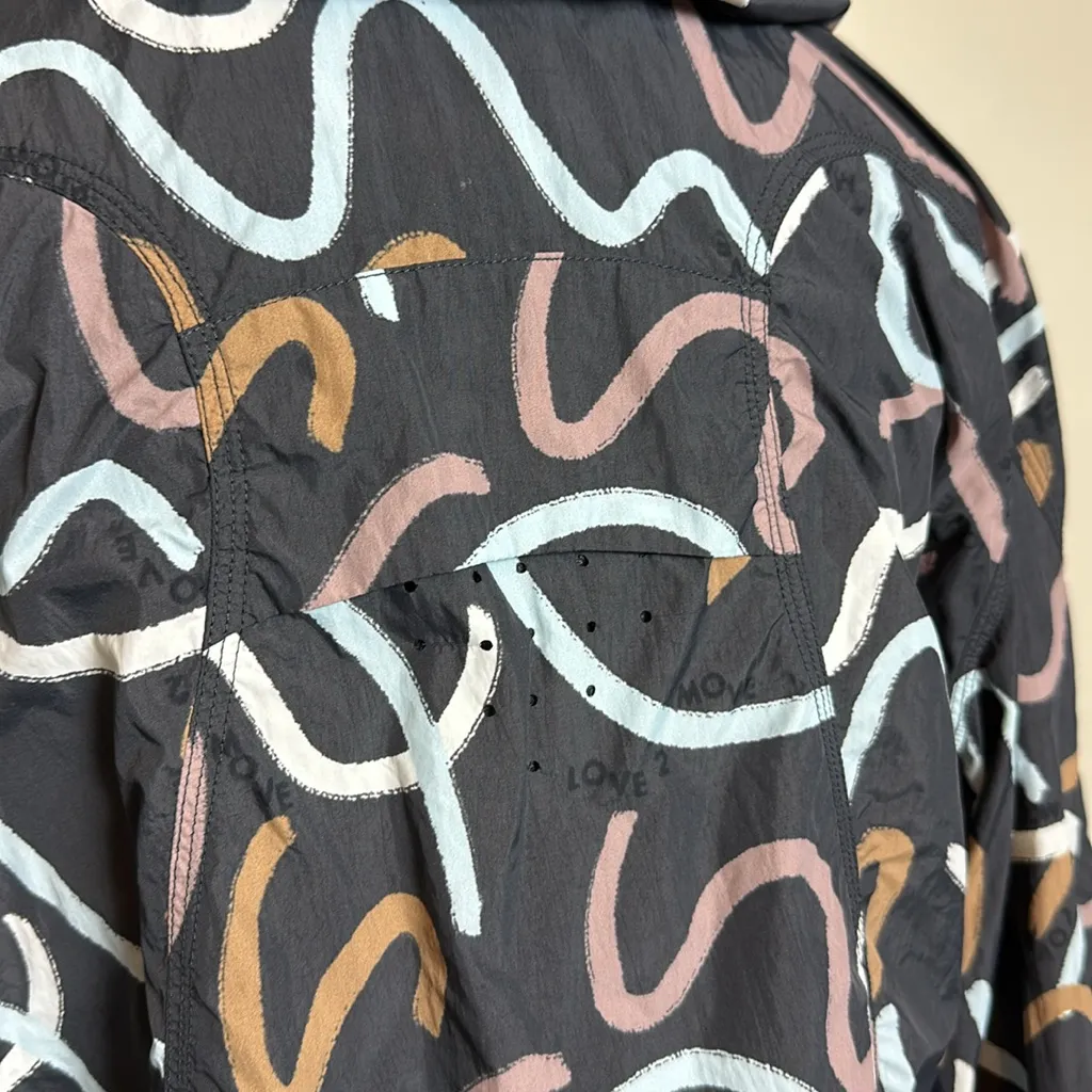 Sweaty Betty Adapt Studio Front Zip Hooded Windbreaker Jacket Size Small-Med. - Image 9