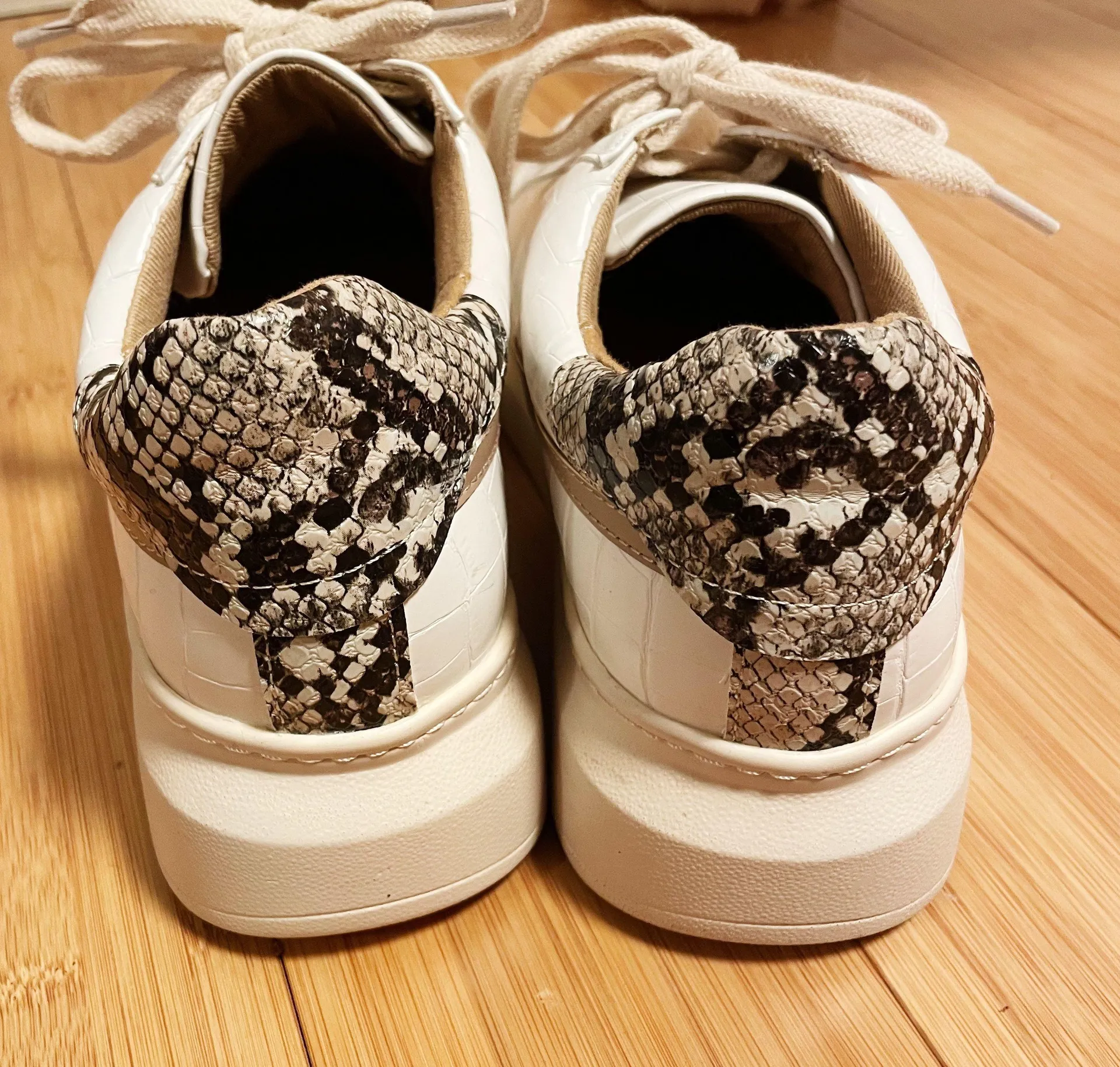 White Raven Spring Platform Sneakers - Image 7