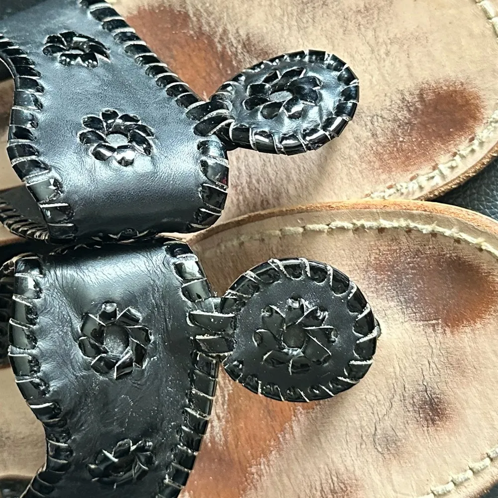 JACK ROGERS BLACK LEATHER WHIPSTITCH NAVAJO TOE POST THONG SANDALS - Image 6