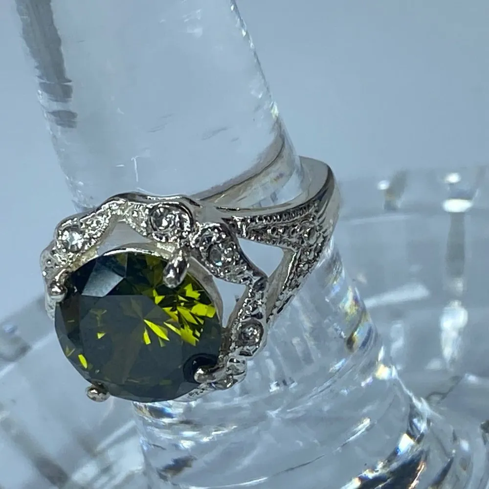 Ring Women Size Approximately 6.25 Fashion Ring Silver Tone Green Shade Center - Image 12