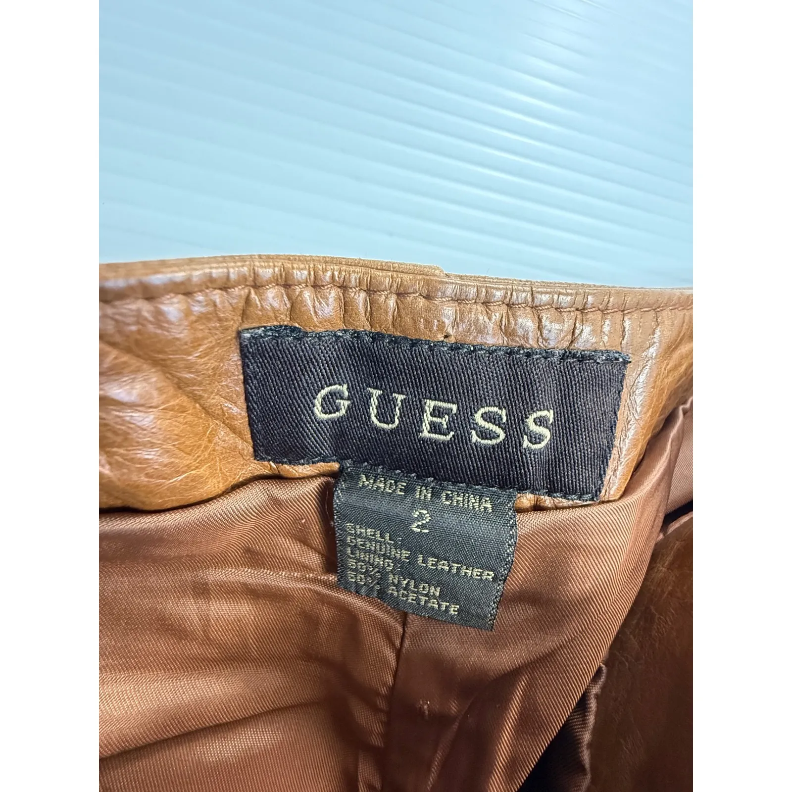 GUESS Genuine‎ Leather Pants Women's Size 2 Brown Flare Leg Design raw hem - Image 4