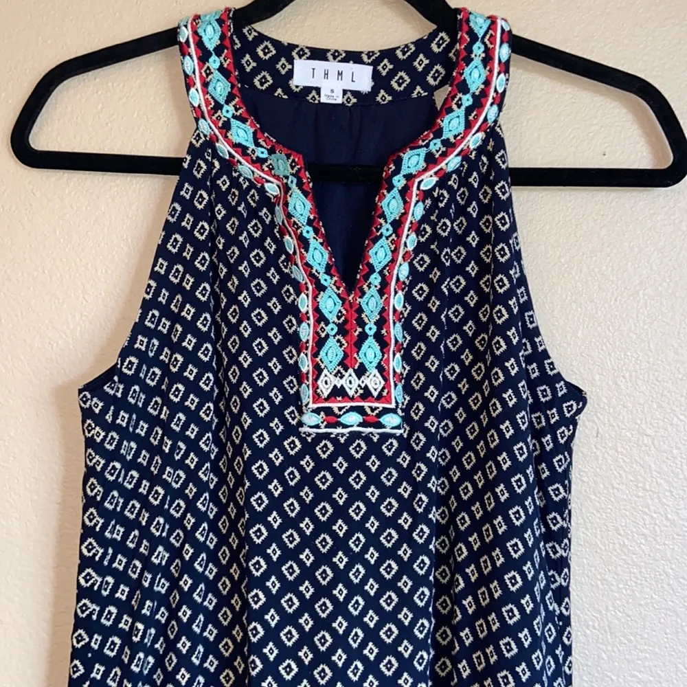 THML Size Small Sleeveless Embroidered High-Neck Knee Length Boho Shift Dress - Image 3