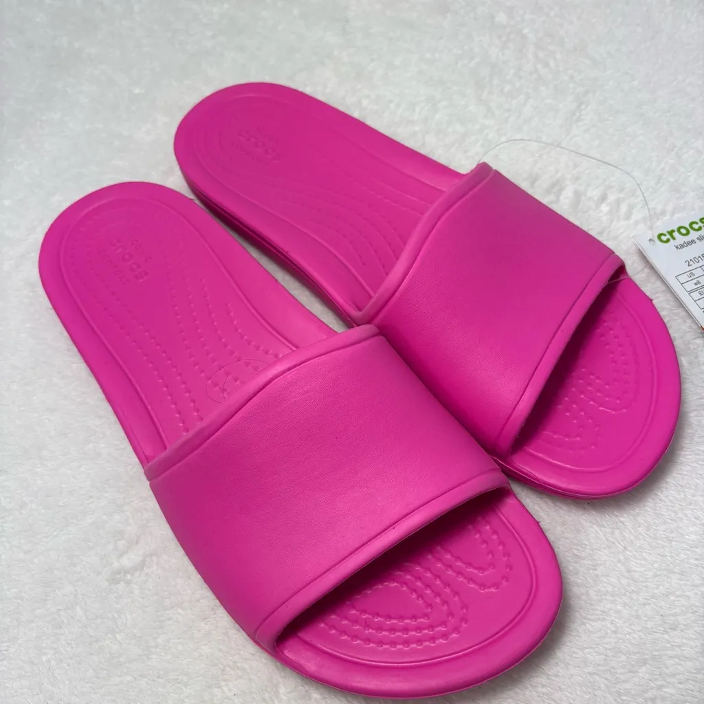 CROCS Fuchsia Slide Sandals Size 8 - Image 2
