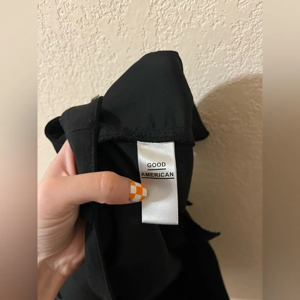 Good American Luxe Suiting Trouser Shorts - Image 7